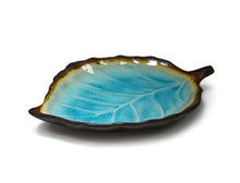 8 × 5½ in Turquoise Porcelain Leaf Plate — AS28L-TQ
