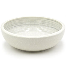 Japanese Shallow Bowl - 62 fl. oz. / 9.15"D x 3"H