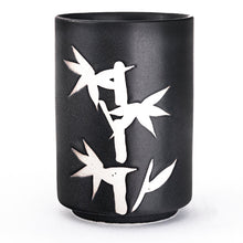 10 oz Black and White Patterned Teacup — 2¾ in × 4¼ in