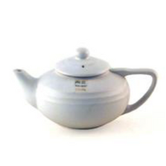 WHITE TEAPOT PORCELAIN
