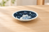 HB24-C small cat and fish dish on a wooden dining table