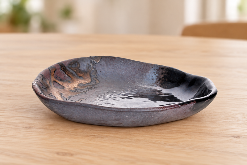 IM385-TG plate in a tabletop setting