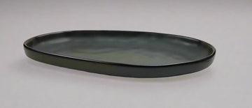 EGG SHAPE PLATE PORC (Dark green)  12"x7"  CAC RAIN FOREST