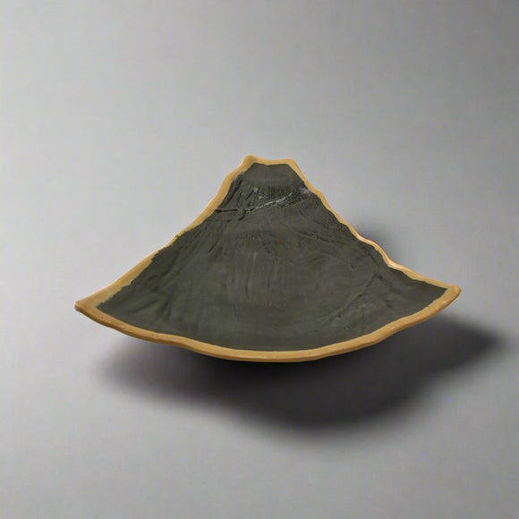 Triangle Plate Black with Orange rim