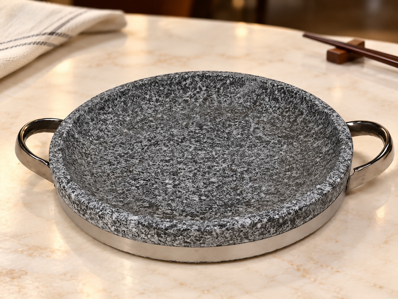 DH-STPL-28 in a dining-table setting