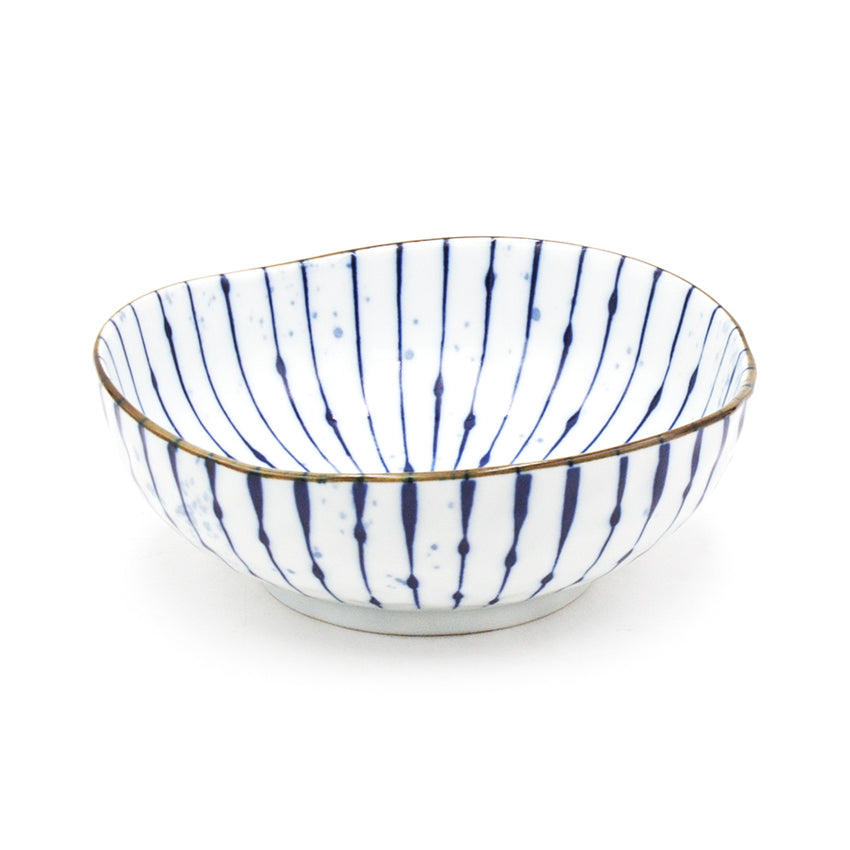 Japanese Shallow Bowl - 10 fl. oz. / 5.35"L x 5.25"W x 2"H