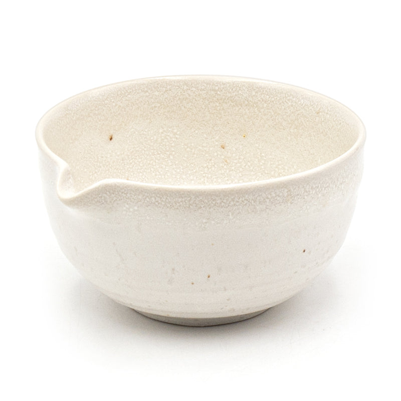 K537-SPW speckled beige pouring matcha bowl