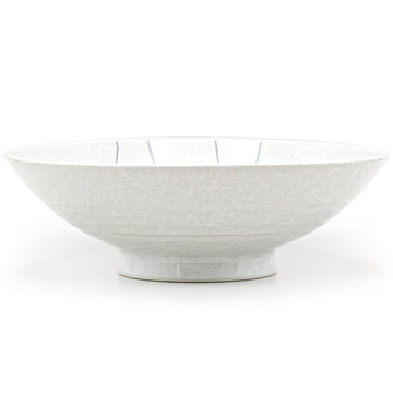 Japanese Shallow Bowl - 46 fl. oz. / 9.5"D x 3"H