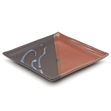 8.75" Square Plate, Black, Red