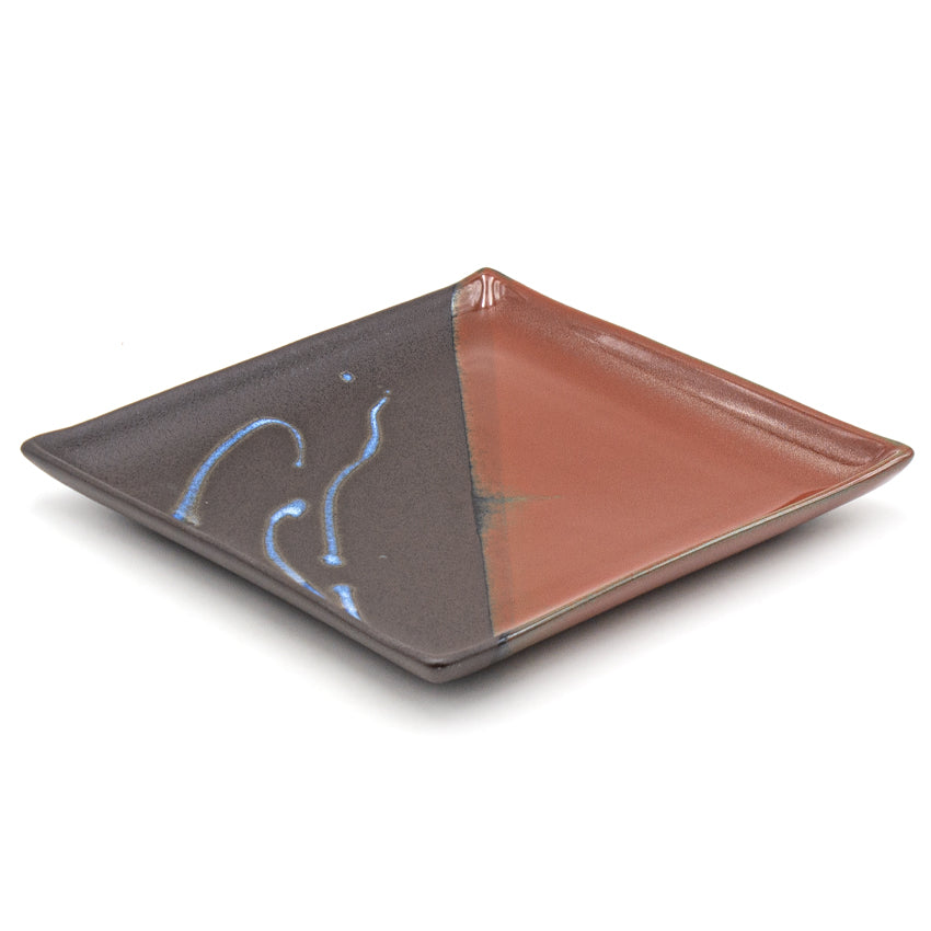 8.75" Square Plate, Black, Red