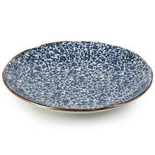 8-1/2" Round Plate, Blue — Vein Design
