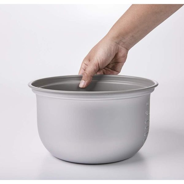 NS-RPC10-FJ — lift out the inner cooking pan