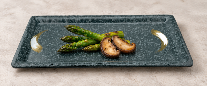 YG-5110SI Stone Ink plate with asparagus and mushrooms