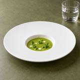 A2807 Green pea soup presentation