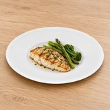 A3957 white ceramic plate serving presentation