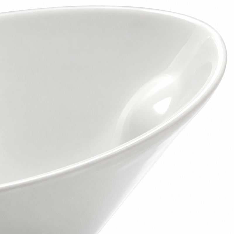 Close-up of the A4310 white ceramic bowl’s curved wall and rising rim