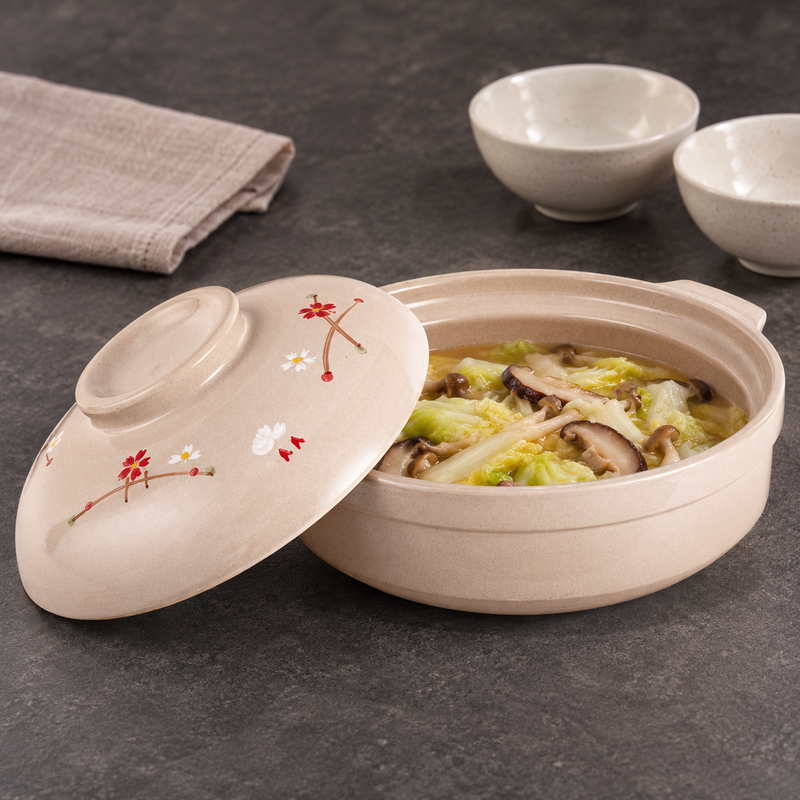 CD9-1 floral ceramic donabe with cabbage and mushroom stew