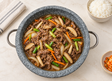 DH-STPD26 gray stone casserole with a finished beef and mushroom stew
