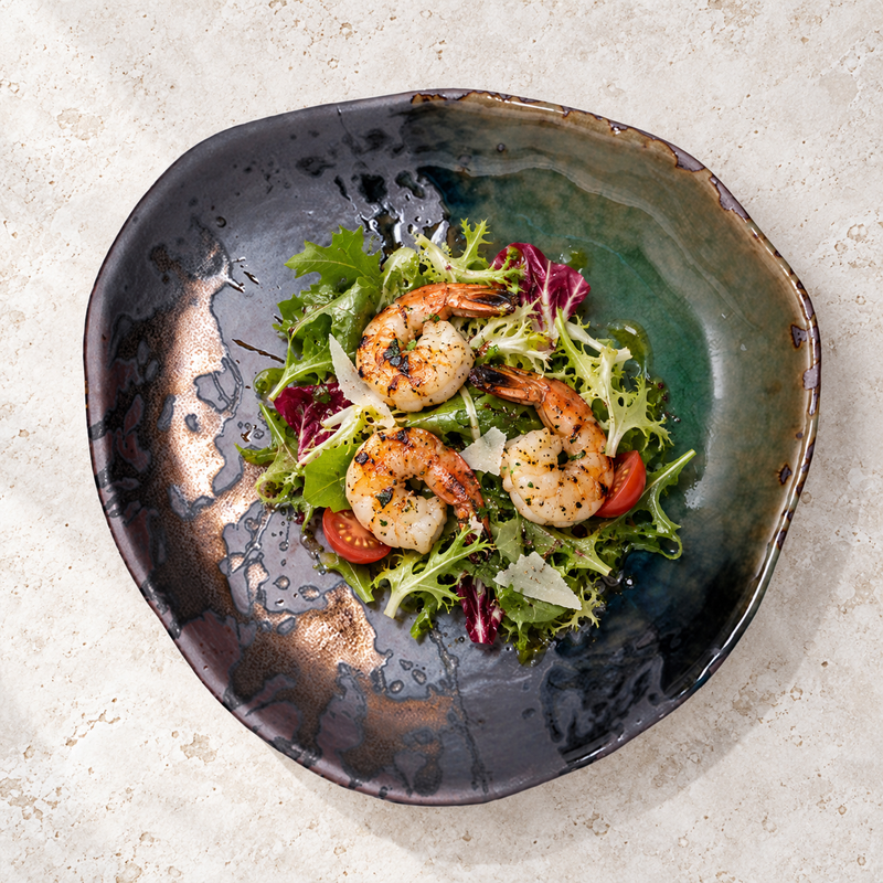 IM385-IK with a shrimp salad on a light stone tabletop