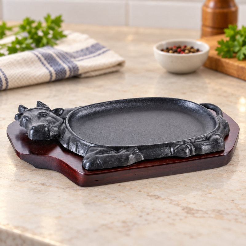 NSP-07 cow steak plate — restaurant setting