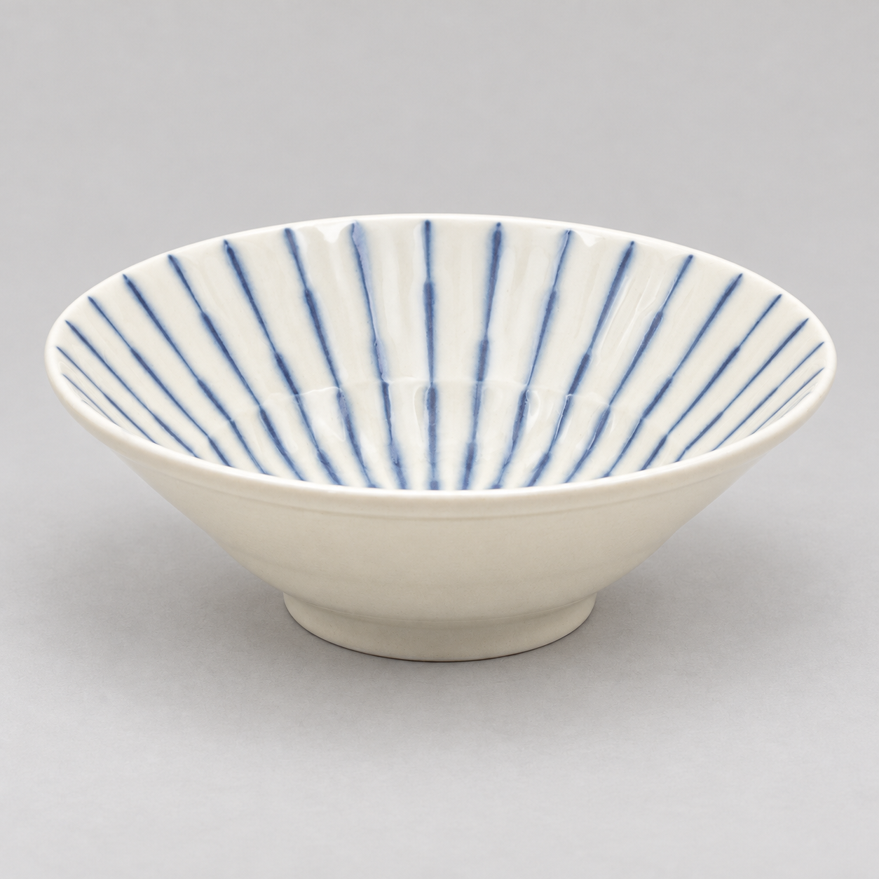 Japanese Large Bowl - 7.85"D x 2.75"H, Product view