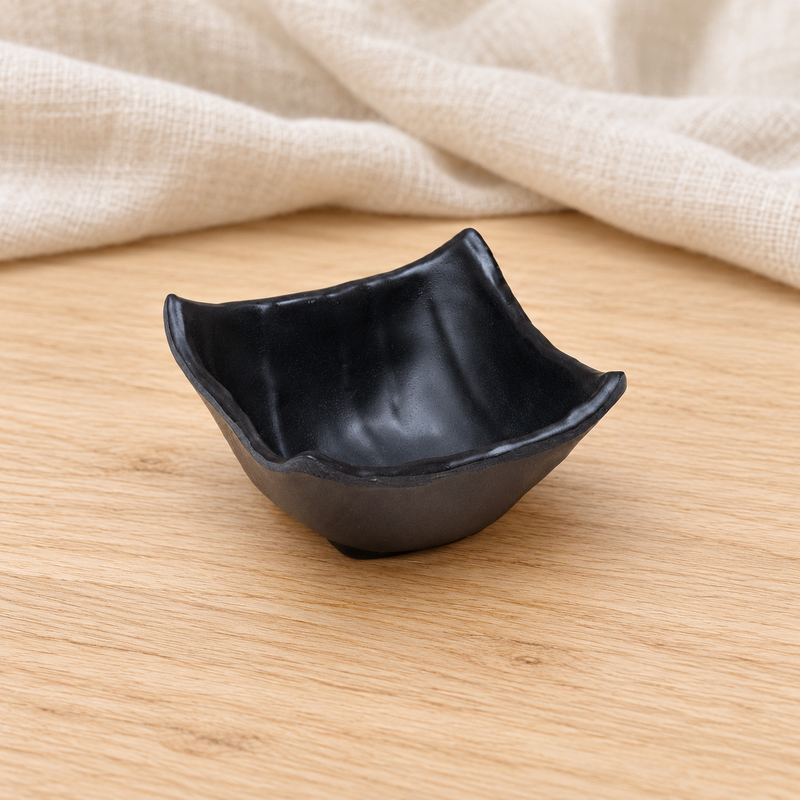 SL-A69-B A sculpted accent at the table