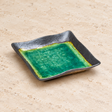 F27-M dish on a pale stone tabletop