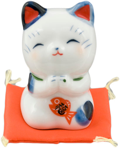 Porcelain figurine 2.25 in H (7782)