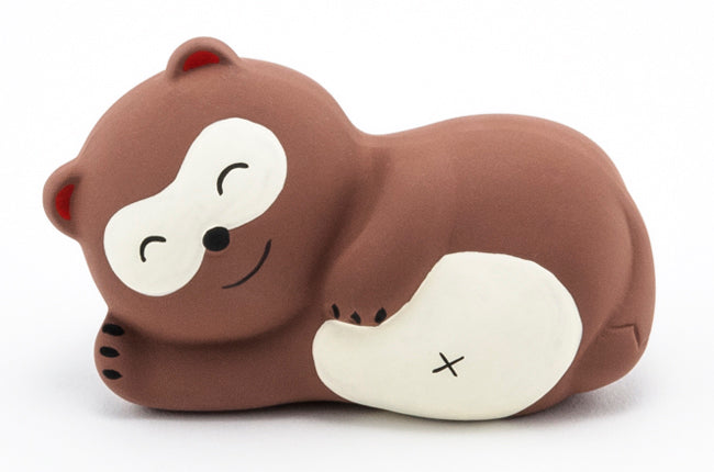 Ceramic figurine 3.5 in L x 2.25 in H (KT48-TB)