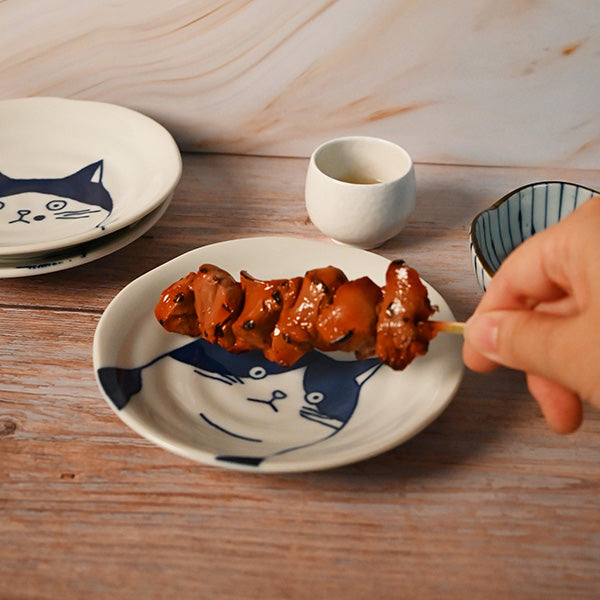 YG25-CT5 — From a Savory Bite to Dessert