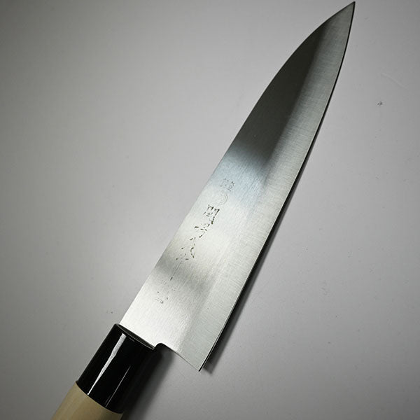 Close detail of the 8218-A2 blade and black handle collar