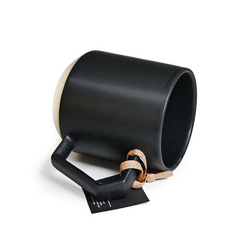 C001BK black ceramic mug with angular handle and contrasting base