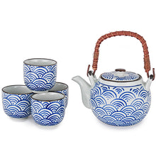 22 oz Blue Scallop-Pattern Tea Set with Four Cups