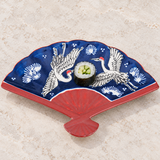 Blue crane fan-shaped ceramic plate with cucumber maki