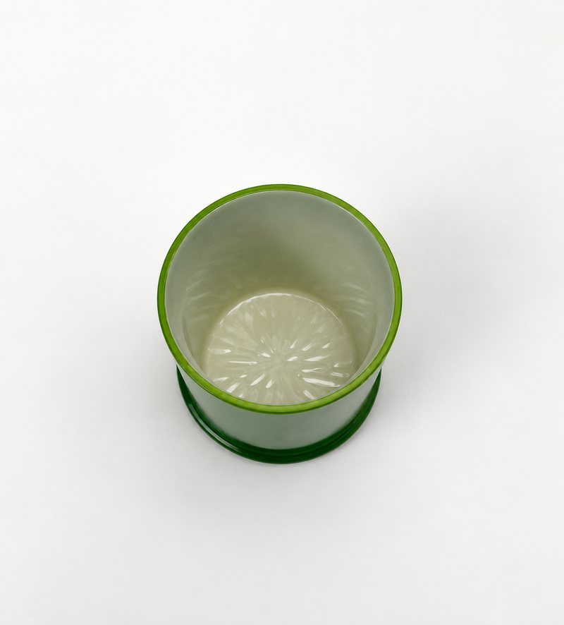 Open top of the DJ-22AB-0016 cup showing its pale interior