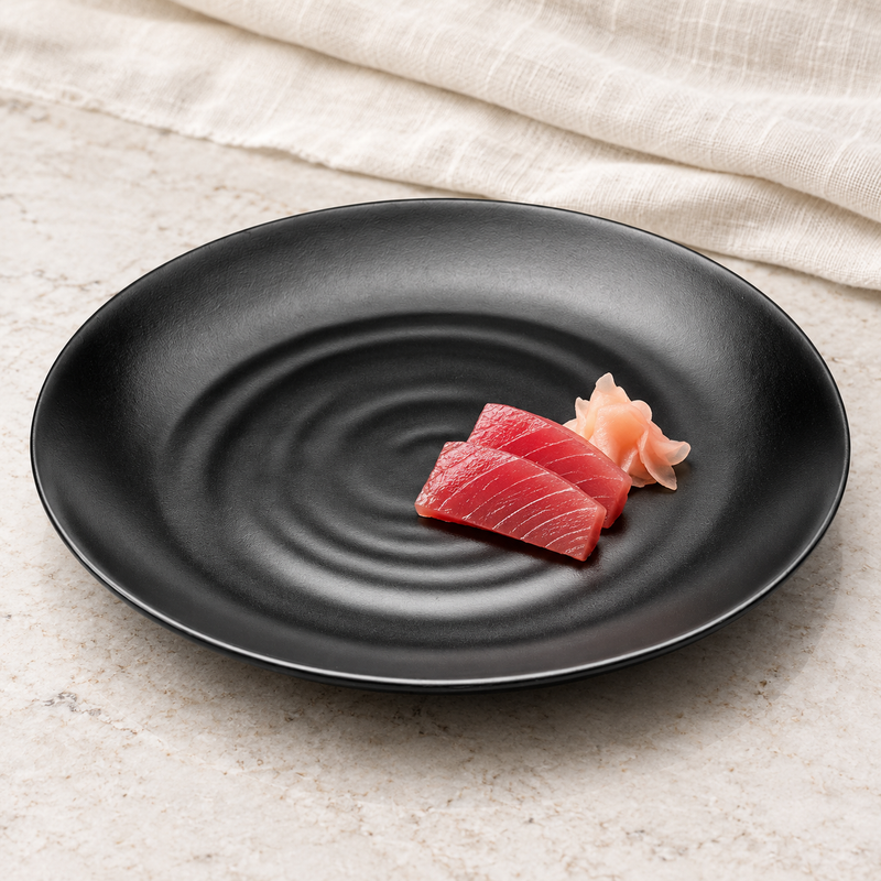 YG-812MB matte black round plate with tuna sashimi and ginger