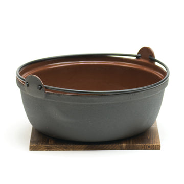 Iron Nabe Pot 9.5" (24cm) w/Lid & Base