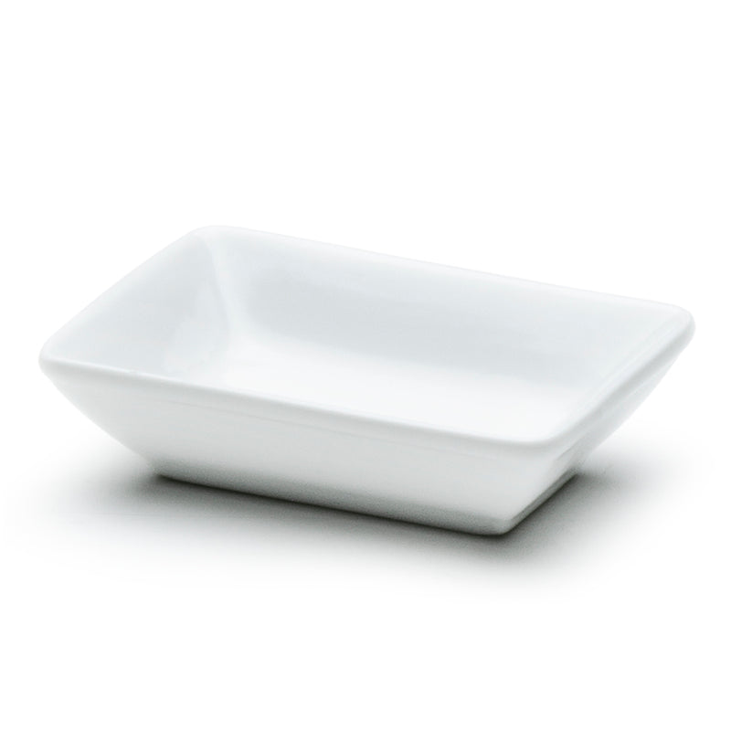 Angled view of the A16850 white rectangular plate showing its defined well, outward-sloping walls and softly rounded corners
