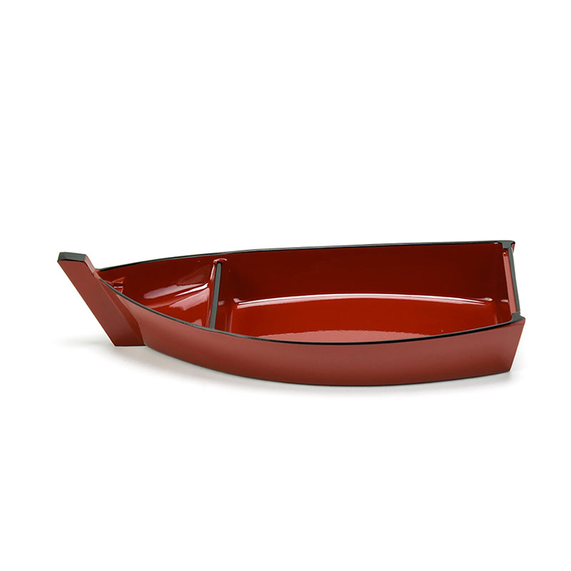 Side profile of C100-R showing the raised bow and shallow hull