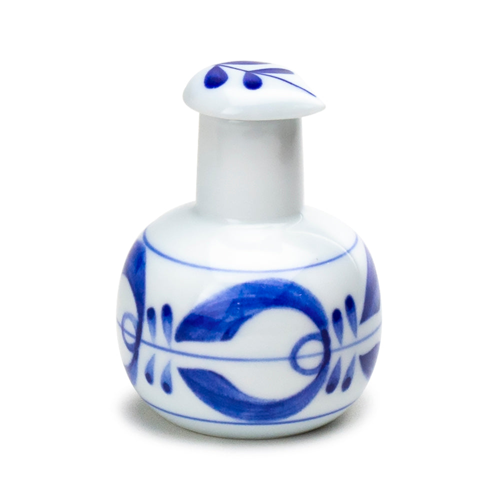 Porcelain Soy Sauce Dispenser, Blue/White