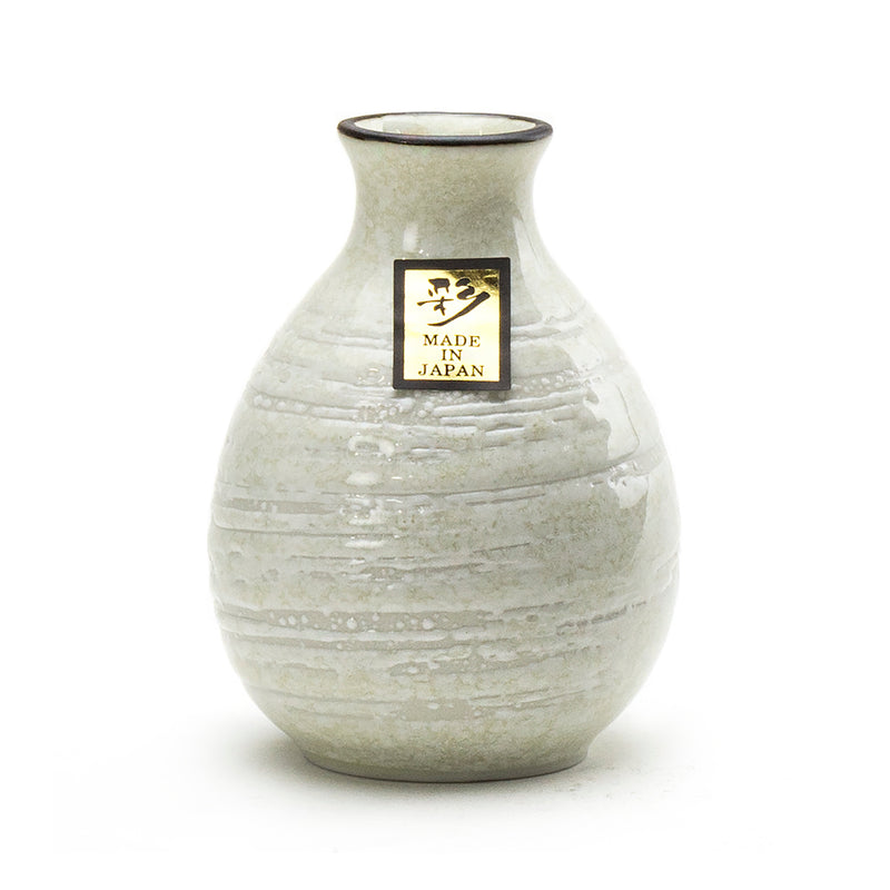 K2-PE pale Pearl Elegant sake bottle with horizontal grooves and a dark rim