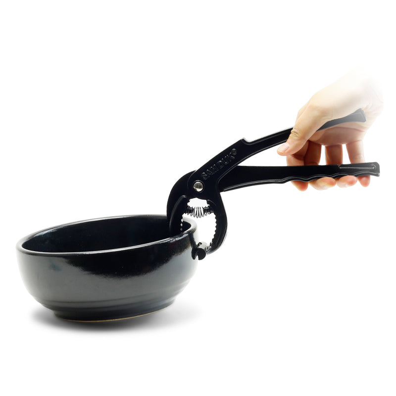 Sam Duck Queen Star spring nabe holder — A dedicated tool for nabe handling