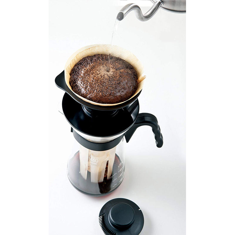 VIC-02B — coffee brewing above the clear vessel