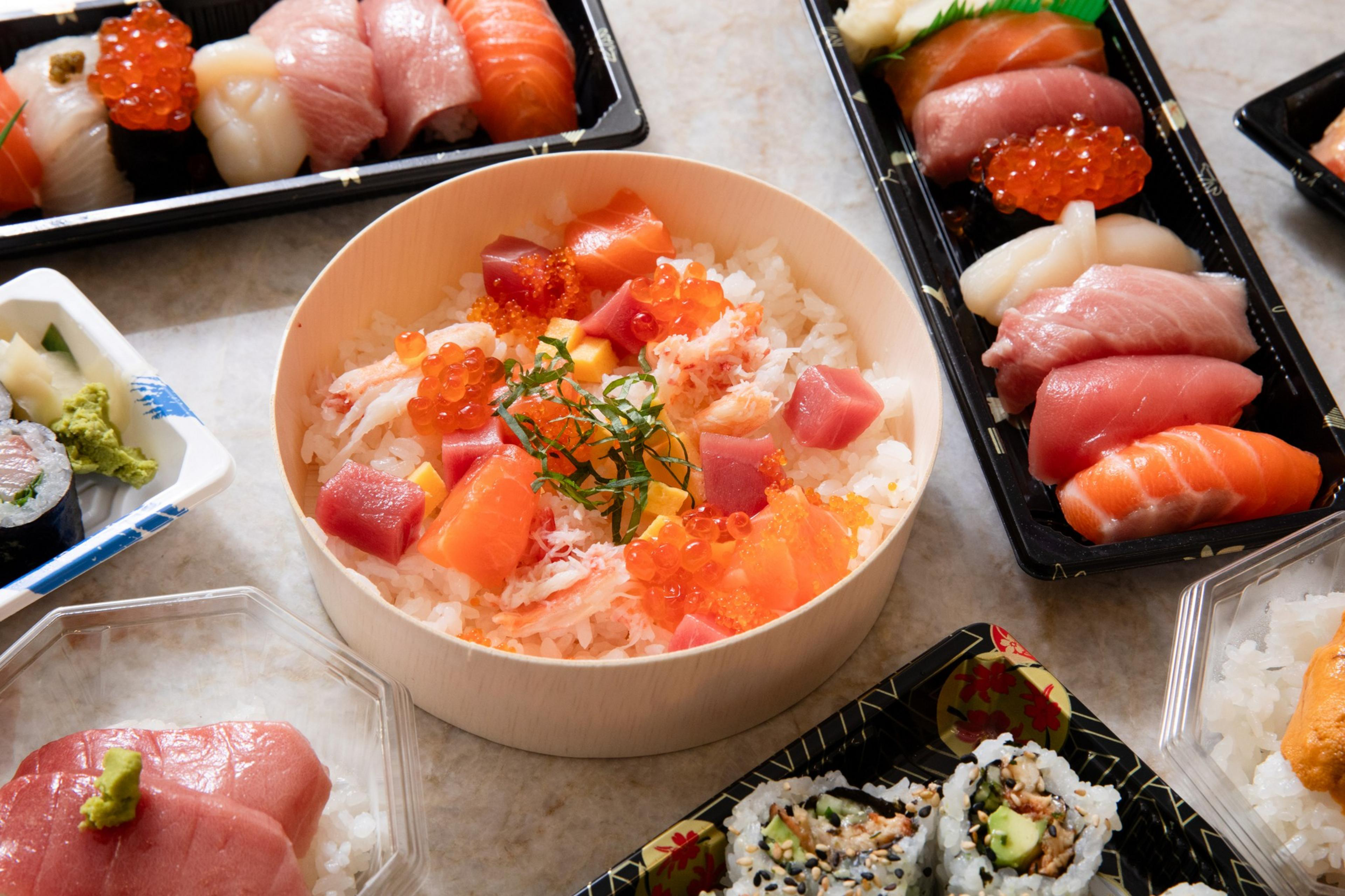 Commercial sushi takeout containers represented in ERS longitudinal restaurant purchasing research.